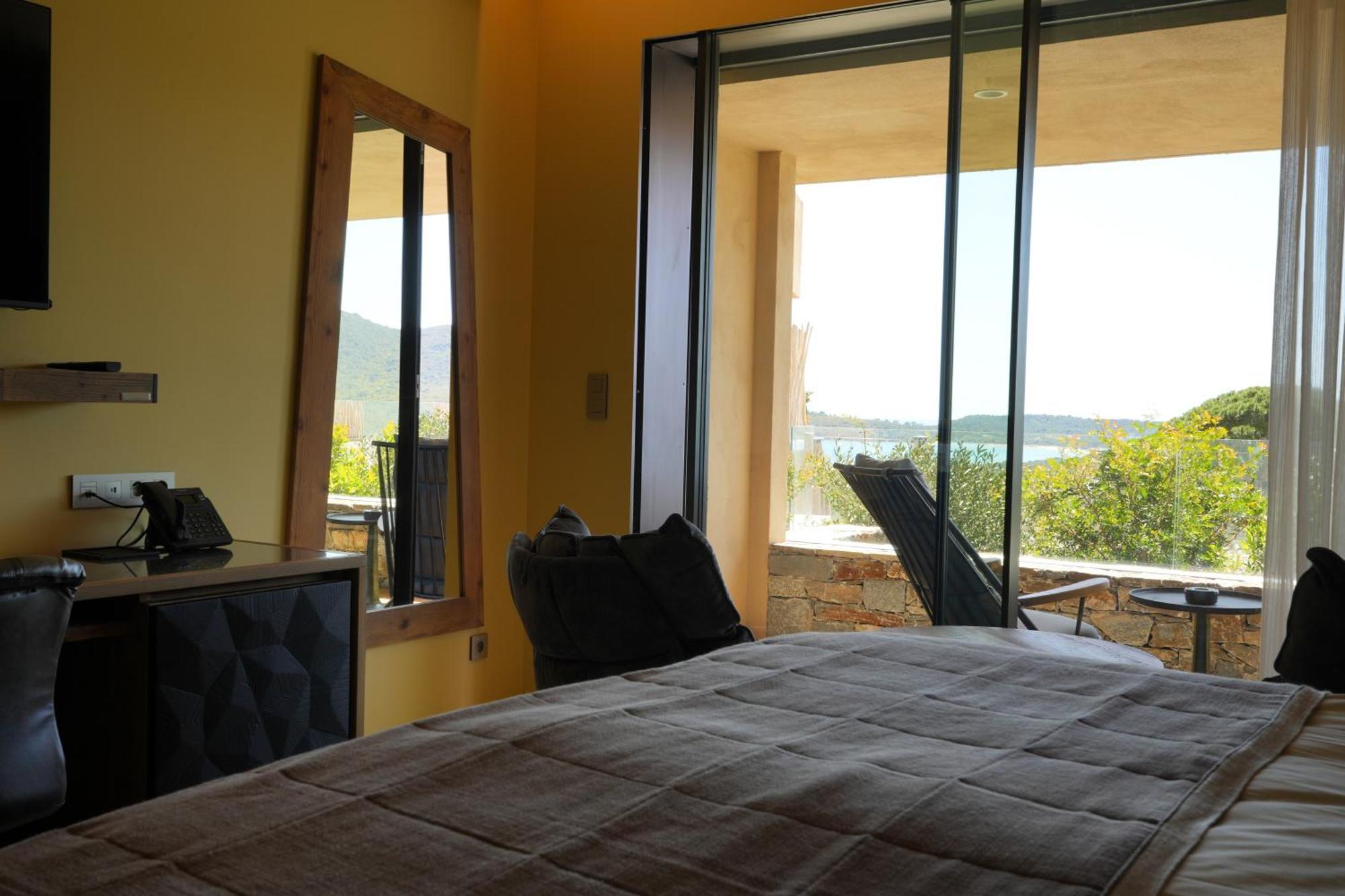Les Regalia Hotel & Spa Sainte-Lucie de Porto-Vecchio ภายนอก รูปภาพ