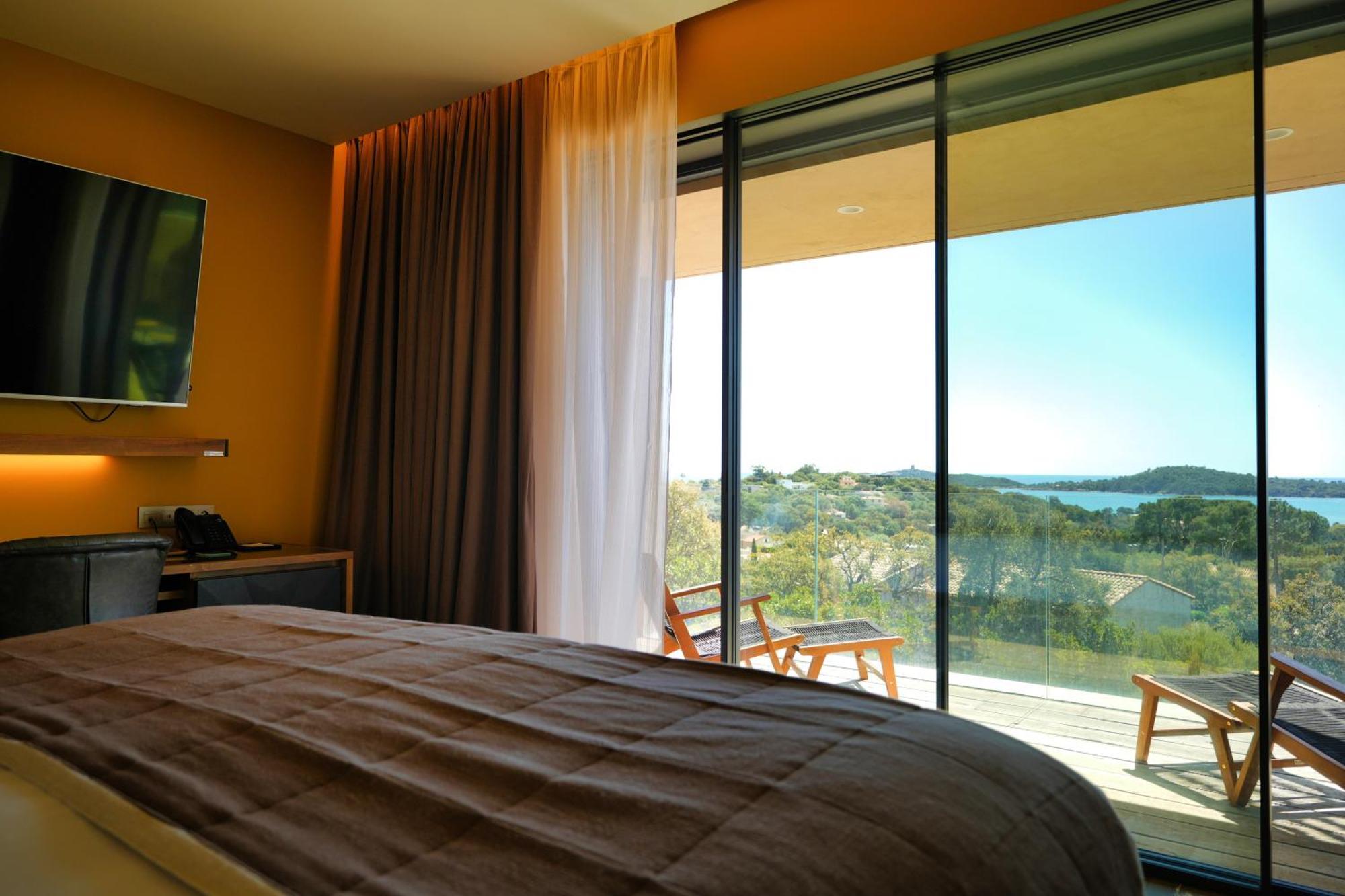 Les Regalia Hotel & Spa Sainte-Lucie de Porto-Vecchio ภายนอก รูปภาพ