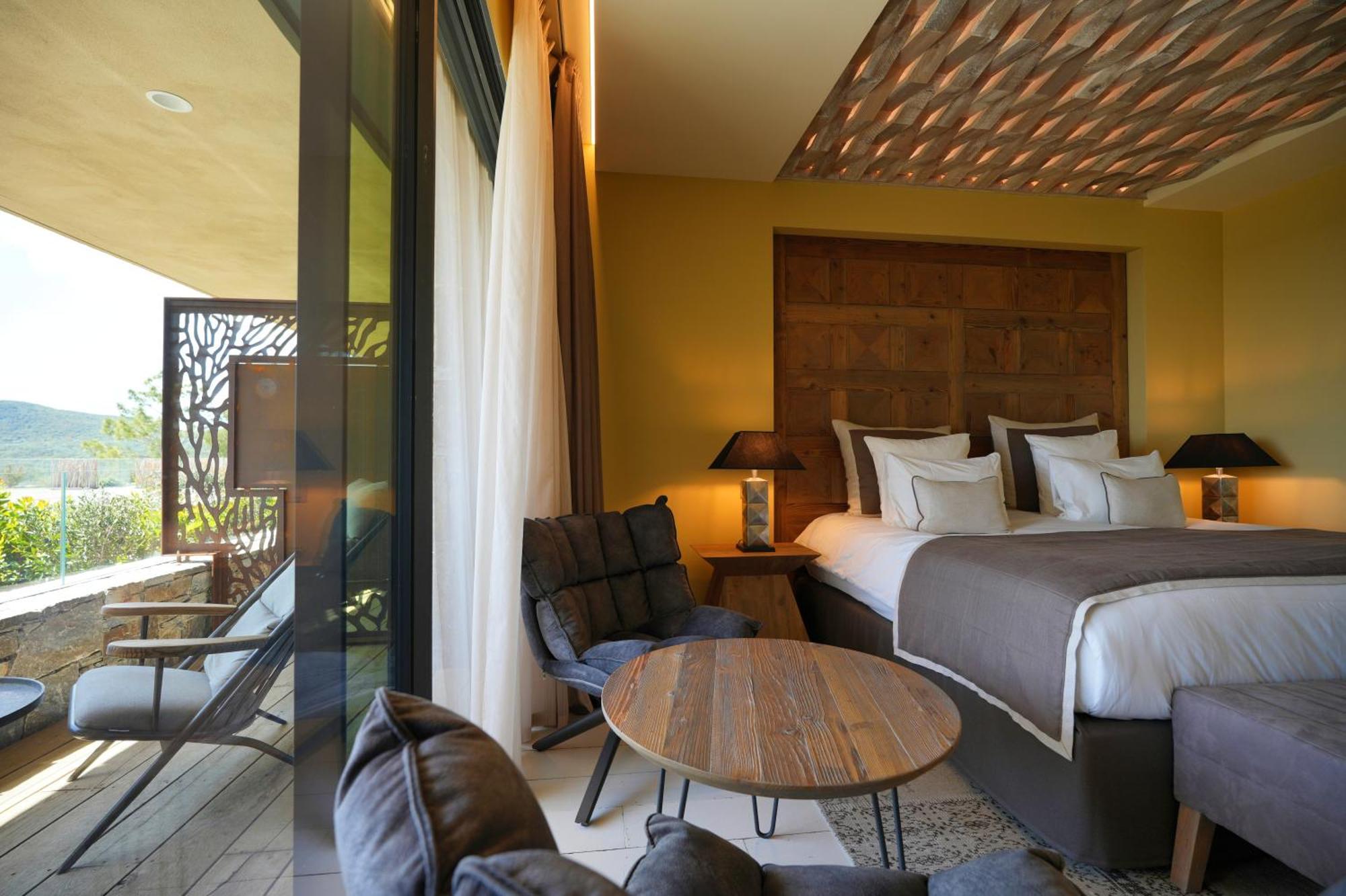 Les Regalia Hotel & Spa Sainte-Lucie de Porto-Vecchio ภายนอก รูปภาพ